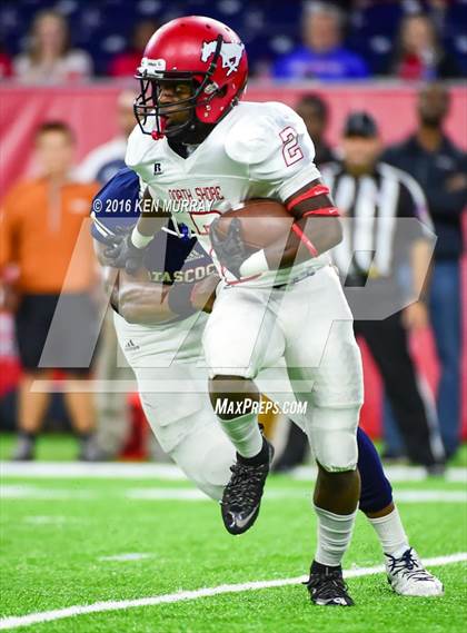 Thumbnail 2 in North Shore vs Atascocita (UIL 6A Quarterfinal) photogallery.