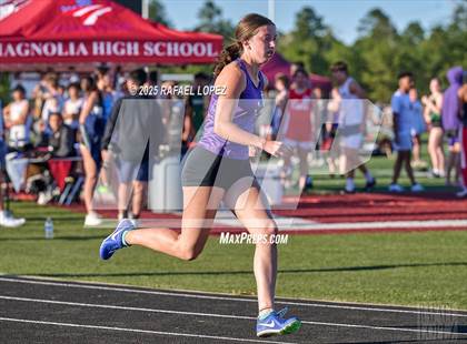 Thumbnail 2 in Dog Pound Invitational (400M) photogallery.