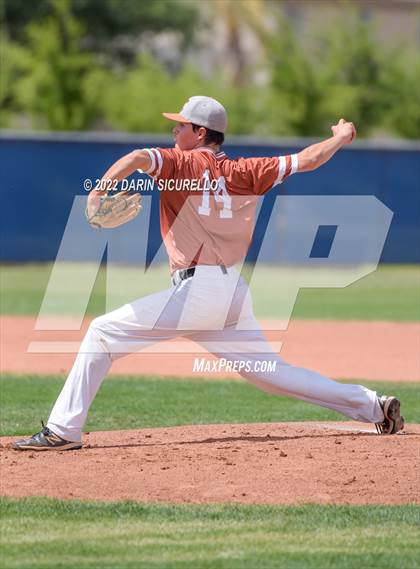 Thumbnail 2 in Eastmark vs American Leadership Academy - Gilbert North (AIA 3A Quarterfinal) photogallery.