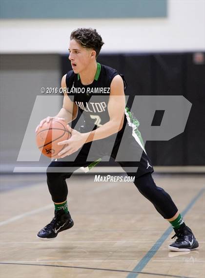 Thumbnail 3 in Hilltop vs Santana (Grossmont Winter Tournament) photogallery.