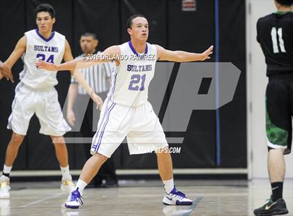 Thumbnail 2 in Hilltop vs Santana (Grossmont Winter Tournament) photogallery.