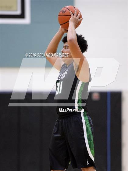 Thumbnail 3 in Hilltop vs Santana (Grossmont Winter Tournament) photogallery.