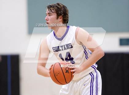 Thumbnail 2 in Hilltop vs Santana (Grossmont Winter Tournament) photogallery.