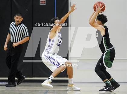 Thumbnail 2 in Hilltop vs Santana (Grossmont Winter Tournament) photogallery.