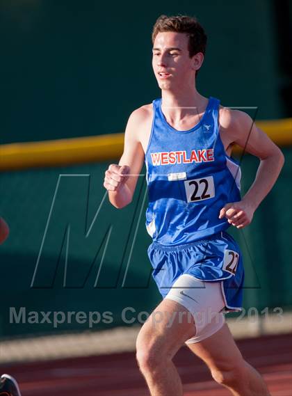 Thumbnail 2 in Don Green Invitational 3200M photogallery.