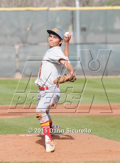 Thumbnail 3 in Seton Catholic vs. Perry photogallery.