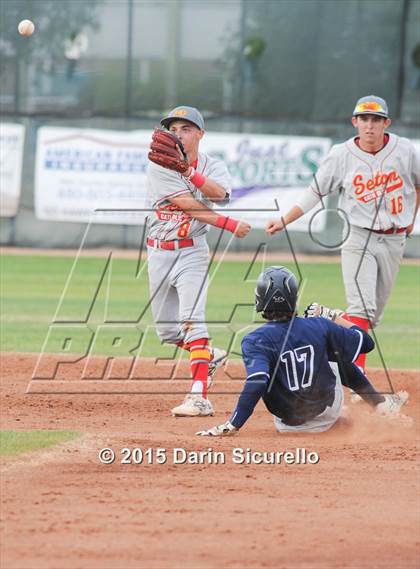 Thumbnail 3 in Seton Catholic vs. Perry photogallery.