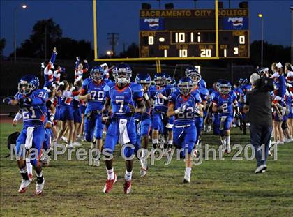 Thumbnail 3 in Christian Brothers vs. Jesuit photogallery.