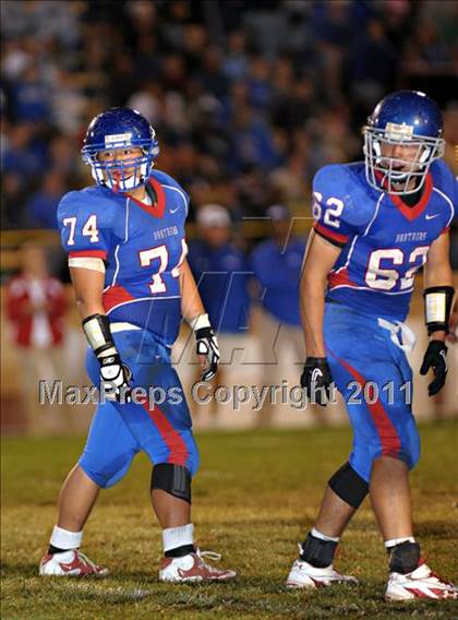 Thumbnail 2 in Christian Brothers vs. Jesuit photogallery.