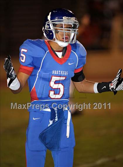 Thumbnail 3 in Christian Brothers vs. Jesuit photogallery.