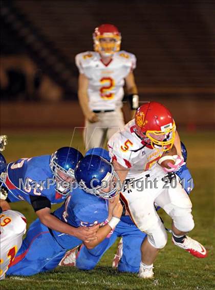 Thumbnail 2 in Christian Brothers vs. Jesuit photogallery.