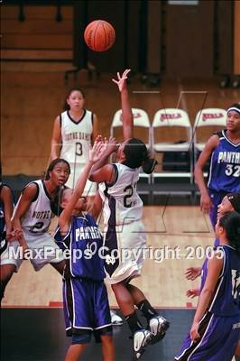 Thumbnail 3 in Diamond Ranch vs Notre Dame (Ayala Christams Tourney) photogallery.