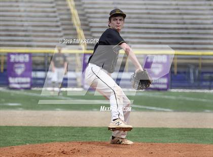 Thumbnail 1 in Manheim Central vs. Solanco photogallery.