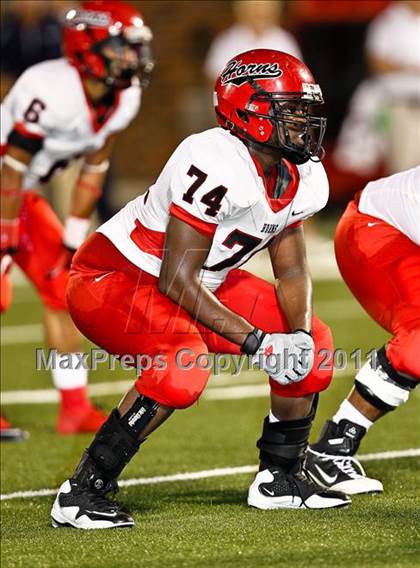 Thumbnail 1 in Cedar Hill vs. Allen (Tom Landry Classic) photogallery.