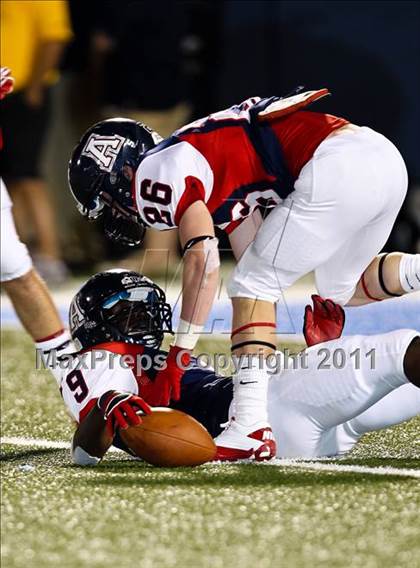 Thumbnail 1 in Cedar Hill vs. Allen (Tom Landry Classic) photogallery.
