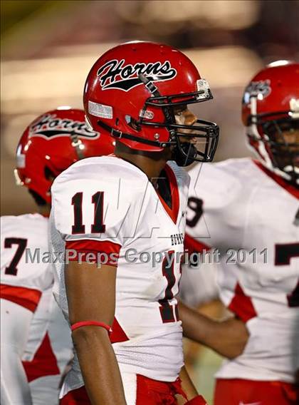 Thumbnail 2 in Cedar Hill vs. Allen (Tom Landry Classic) photogallery.