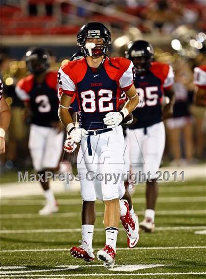 Thumbnail 3 in Cedar Hill vs. Allen (Tom Landry Classic) photogallery.