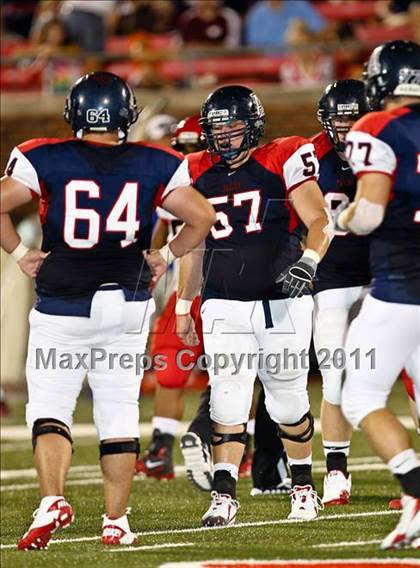 Thumbnail 2 in Cedar Hill vs. Allen (Tom Landry Classic) photogallery.