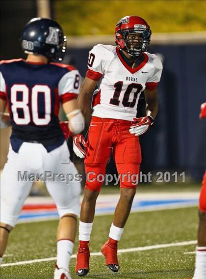 Thumbnail 2 in Cedar Hill vs. Allen (Tom Landry Classic) photogallery.
