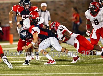 Thumbnail 3 in Cedar Hill vs. Allen (Tom Landry Classic) photogallery.