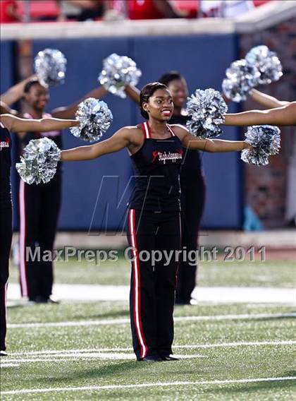 Thumbnail 2 in Cedar Hill vs. Allen (Tom Landry Classic) photogallery.