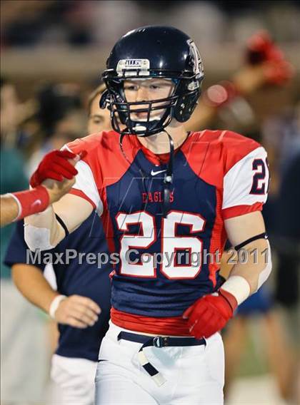 Thumbnail 3 in Cedar Hill vs. Allen (Tom Landry Classic) photogallery.