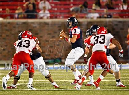 Thumbnail 2 in Cedar Hill vs. Allen (Tom Landry Classic) photogallery.