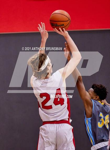 Thumbnail 1 in Burbank @ Galt (Cordova Christmas Classic) photogallery.