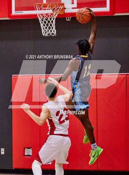 Thumbnail 3 in Burbank @ Galt (Cordova Christmas Classic) photogallery.