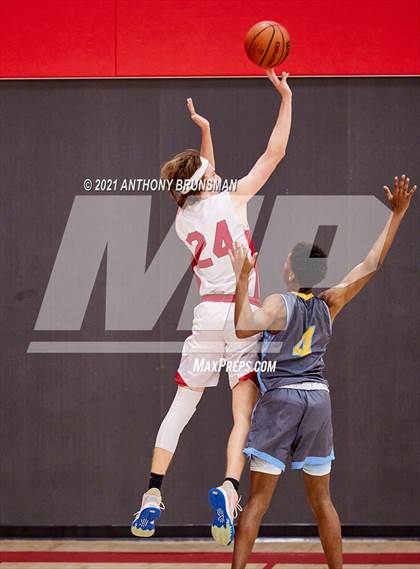 Thumbnail 2 in Burbank @ Galt (Cordova Christmas Classic) photogallery.