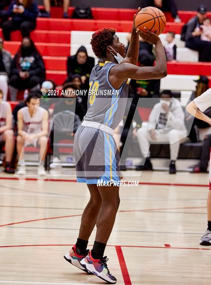 Thumbnail 2 in Burbank @ Galt (Cordova Christmas Classic) photogallery.
