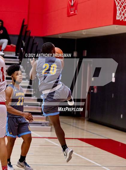 Thumbnail 3 in Burbank @ Galt (Cordova Christmas Classic) photogallery.