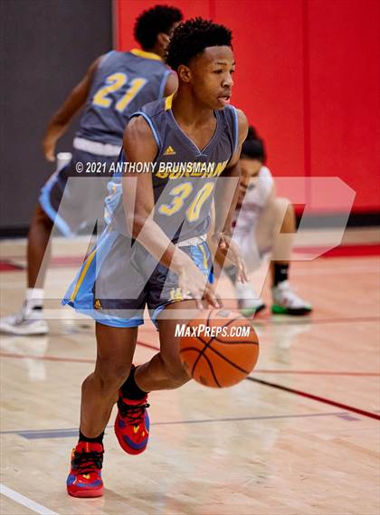 Thumbnail 3 in Burbank @ Galt (Cordova Christmas Classic) photogallery.