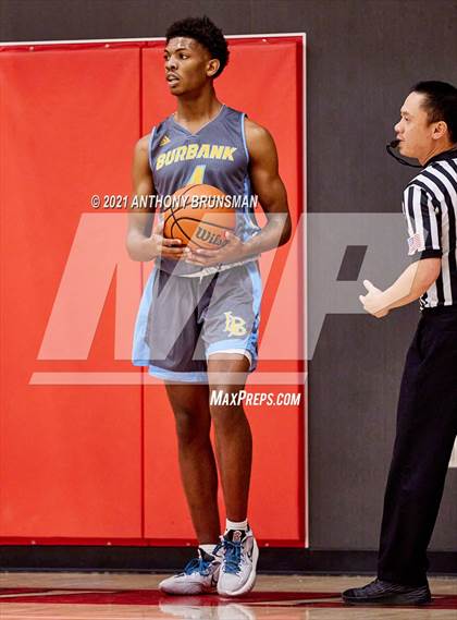 Thumbnail 2 in Burbank @ Galt (Cordova Christmas Classic) photogallery.
