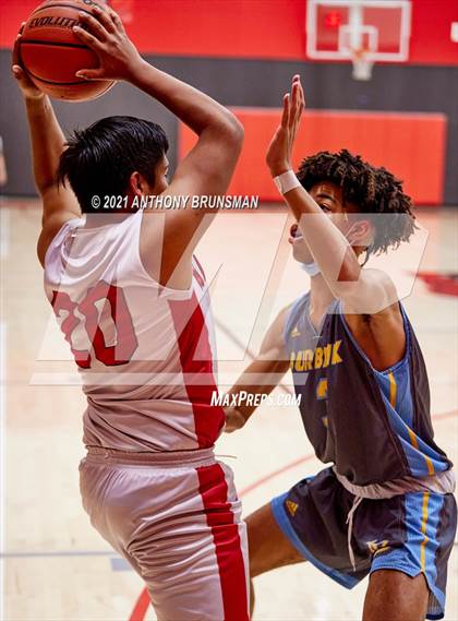 Thumbnail 1 in Burbank @ Galt (Cordova Christmas Classic) photogallery.