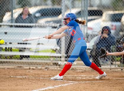 Thumbnail 2 in Los Alamitos vs. Cypress photogallery.