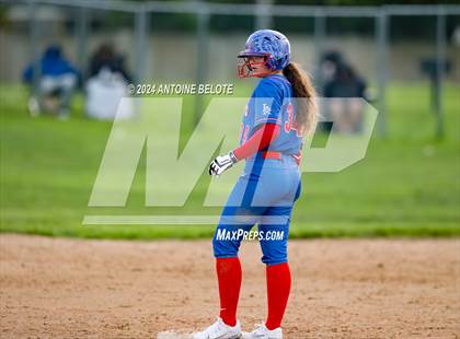 Thumbnail 2 in Los Alamitos vs. Cypress photogallery.
