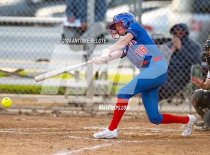Thumbnail 3 in Los Alamitos vs. Cypress photogallery.