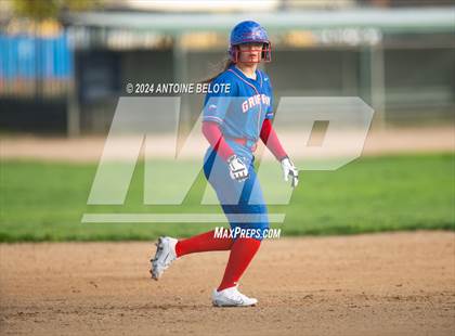 Thumbnail 3 in Los Alamitos vs. Cypress photogallery.