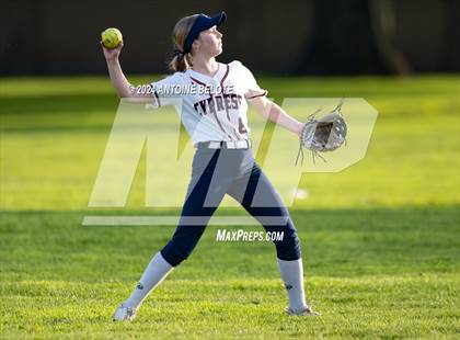 Thumbnail 3 in Los Alamitos vs. Cypress photogallery.