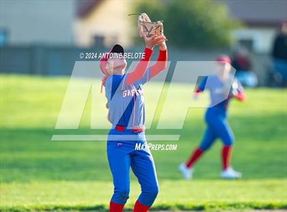 Thumbnail 3 in Los Alamitos vs. Cypress photogallery.