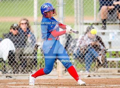 Thumbnail 2 in Los Alamitos vs. Cypress photogallery.