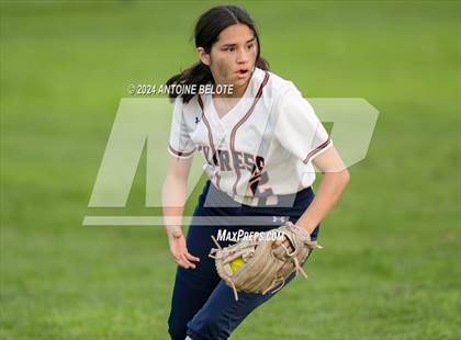 Thumbnail 3 in Los Alamitos vs. Cypress photogallery.