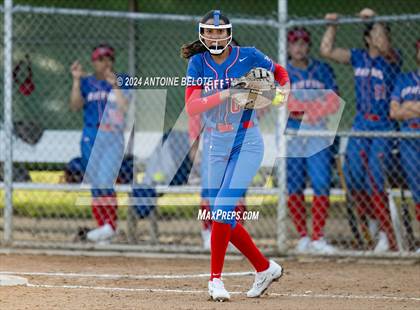Thumbnail 2 in Los Alamitos vs. Cypress photogallery.