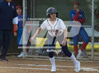 Thumbnail 3 in Los Alamitos vs. Cypress photogallery.