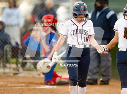 Thumbnail 2 in Los Alamitos vs. Cypress photogallery.