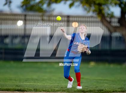 Thumbnail 2 in Los Alamitos vs. Cypress photogallery.