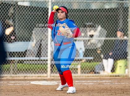 Thumbnail 2 in Los Alamitos vs. Cypress photogallery.