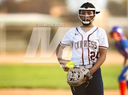 Thumbnail 1 in Los Alamitos vs. Cypress photogallery.