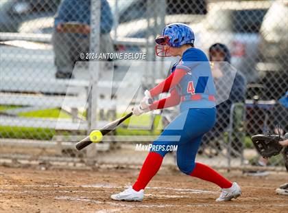 Thumbnail 3 in Los Alamitos vs. Cypress photogallery.